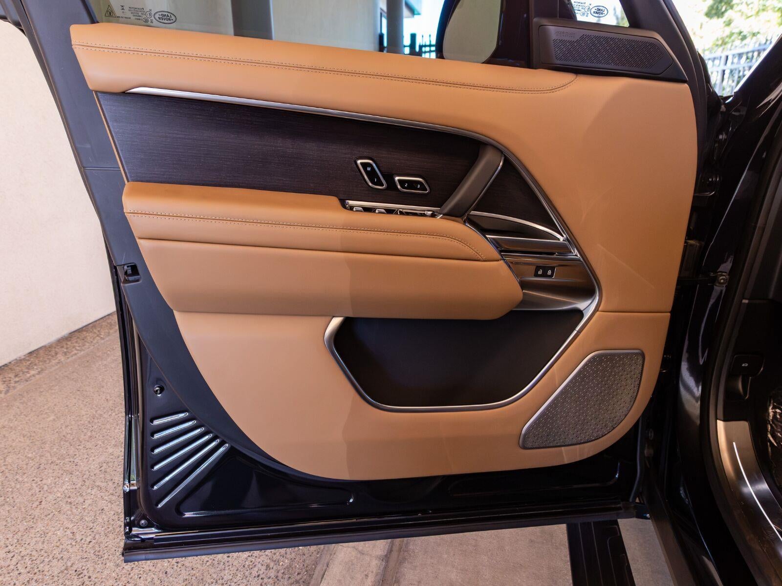 2025 Land Rover Range Rover Autobiography
