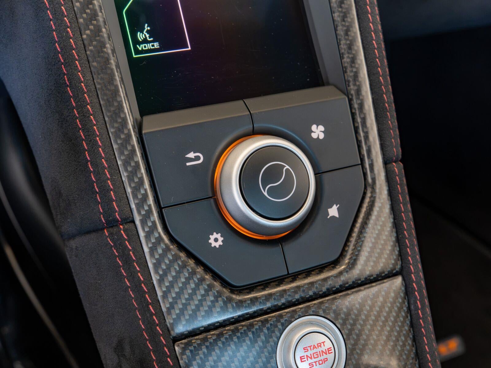 2016 McLaren 675LT 2dr Cpe