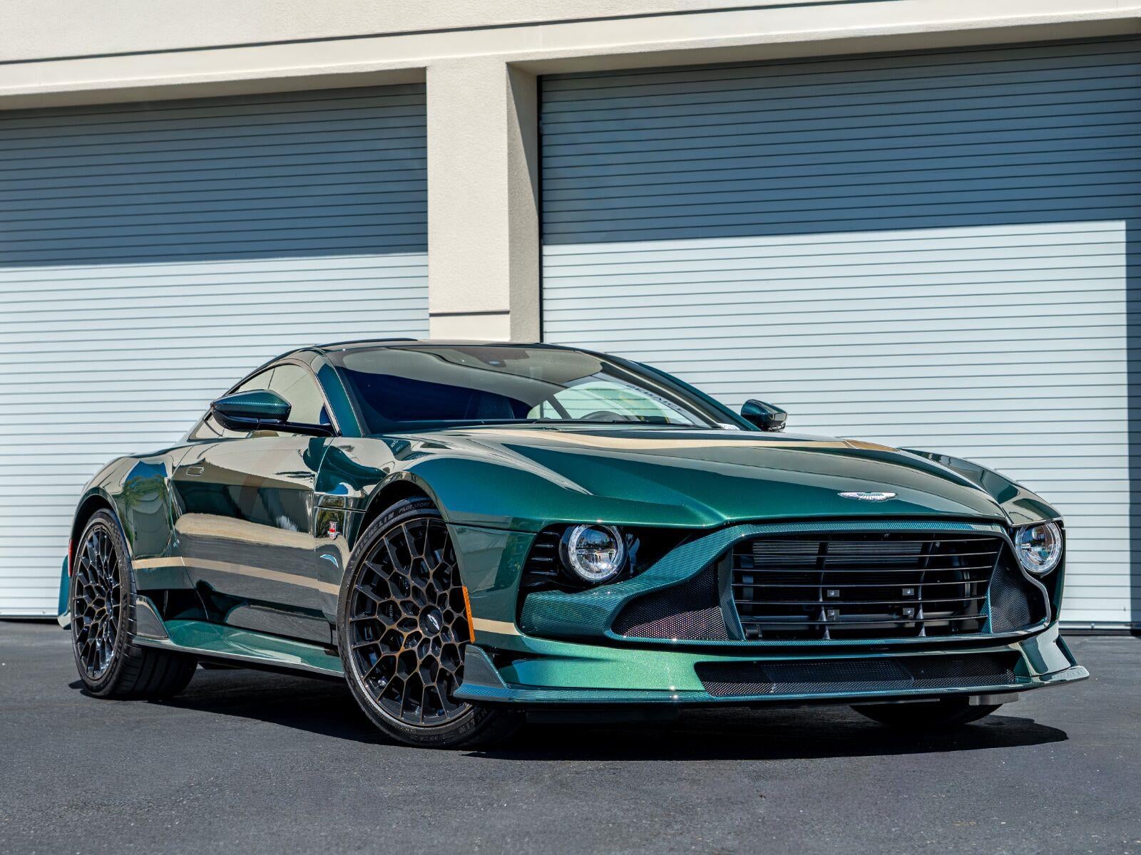2024 Aston Martin Valour Base