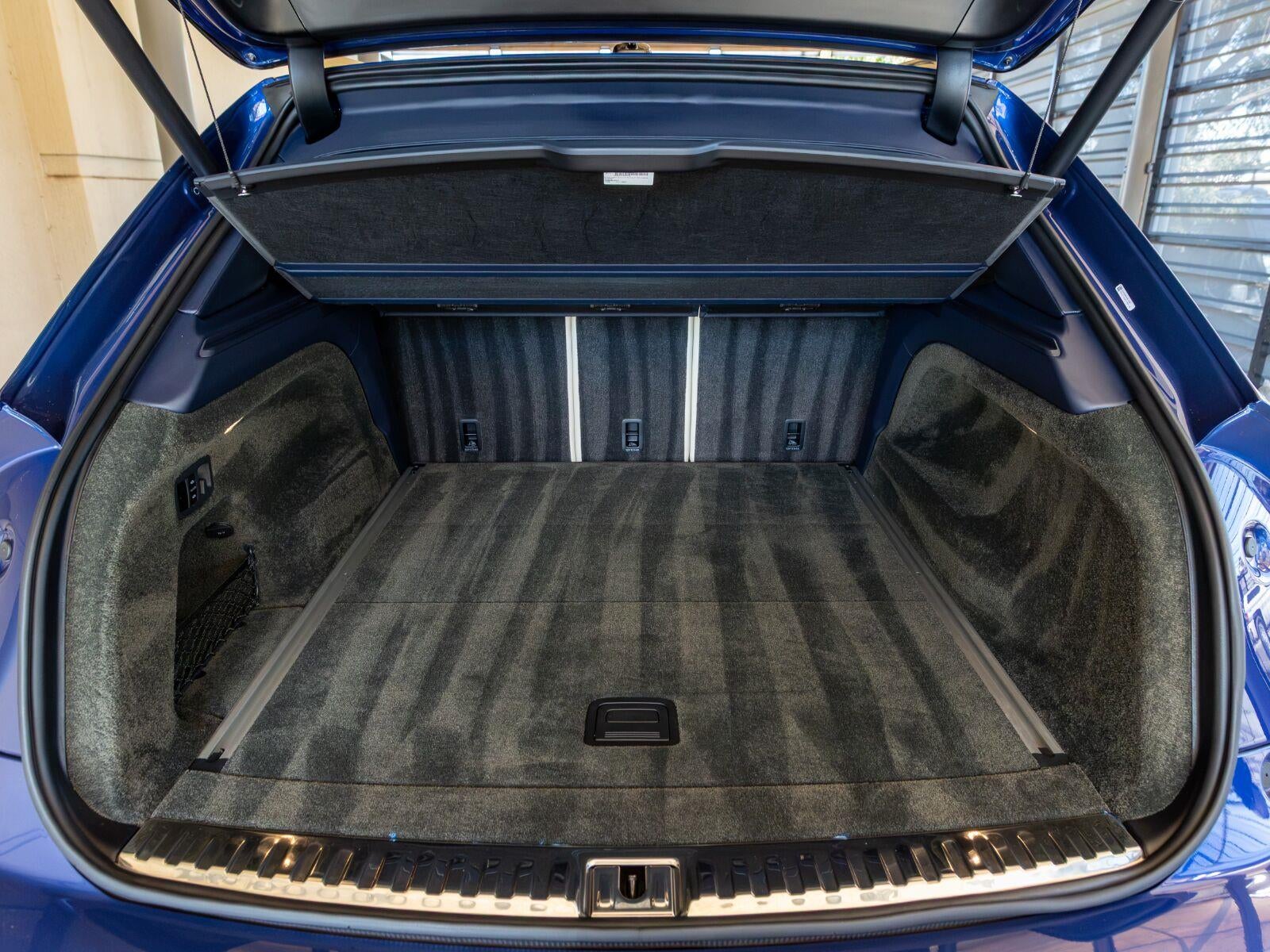 2022 Bentley Bentayga V8