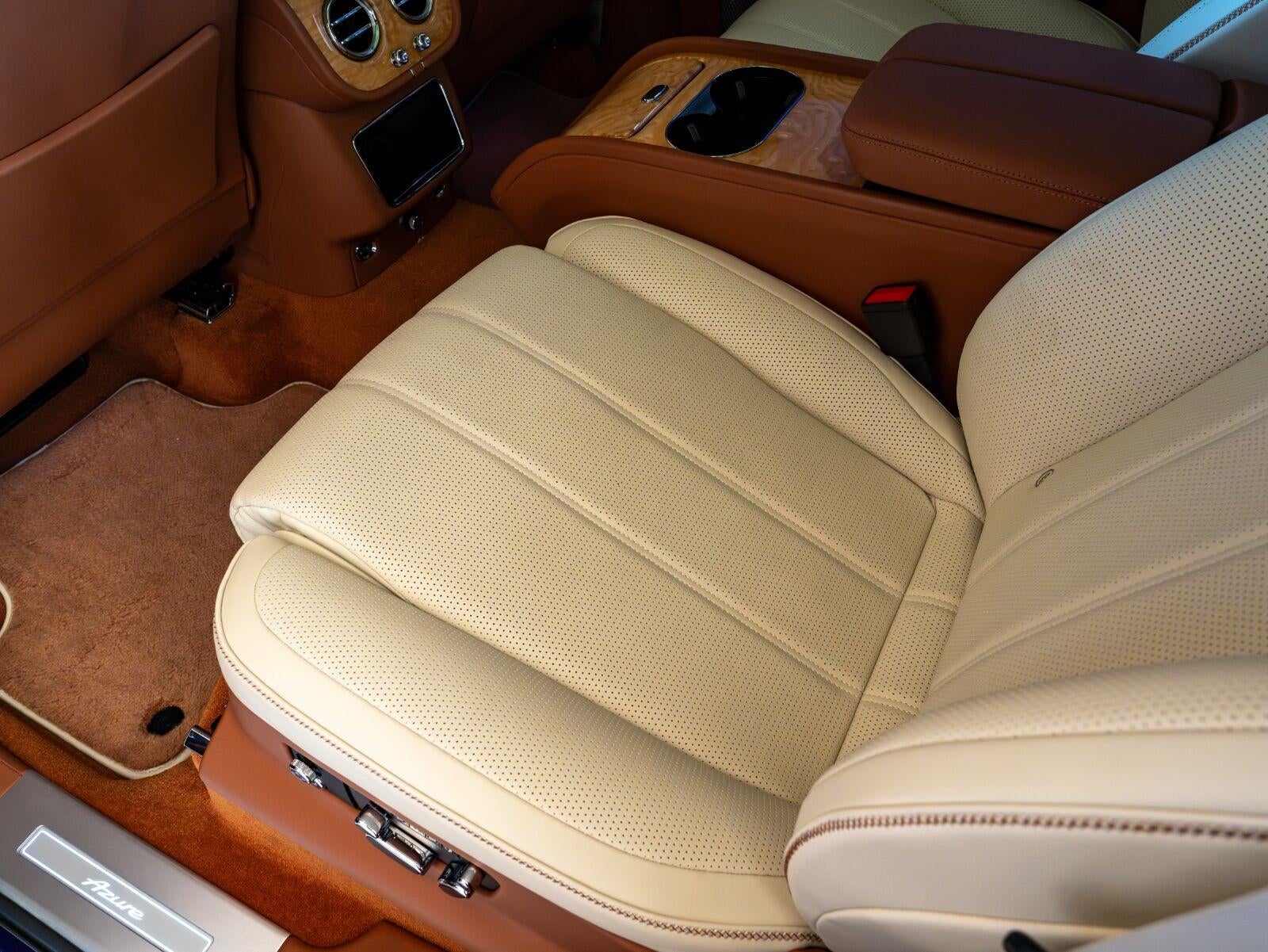 2024 Bentley Bentayga Azure