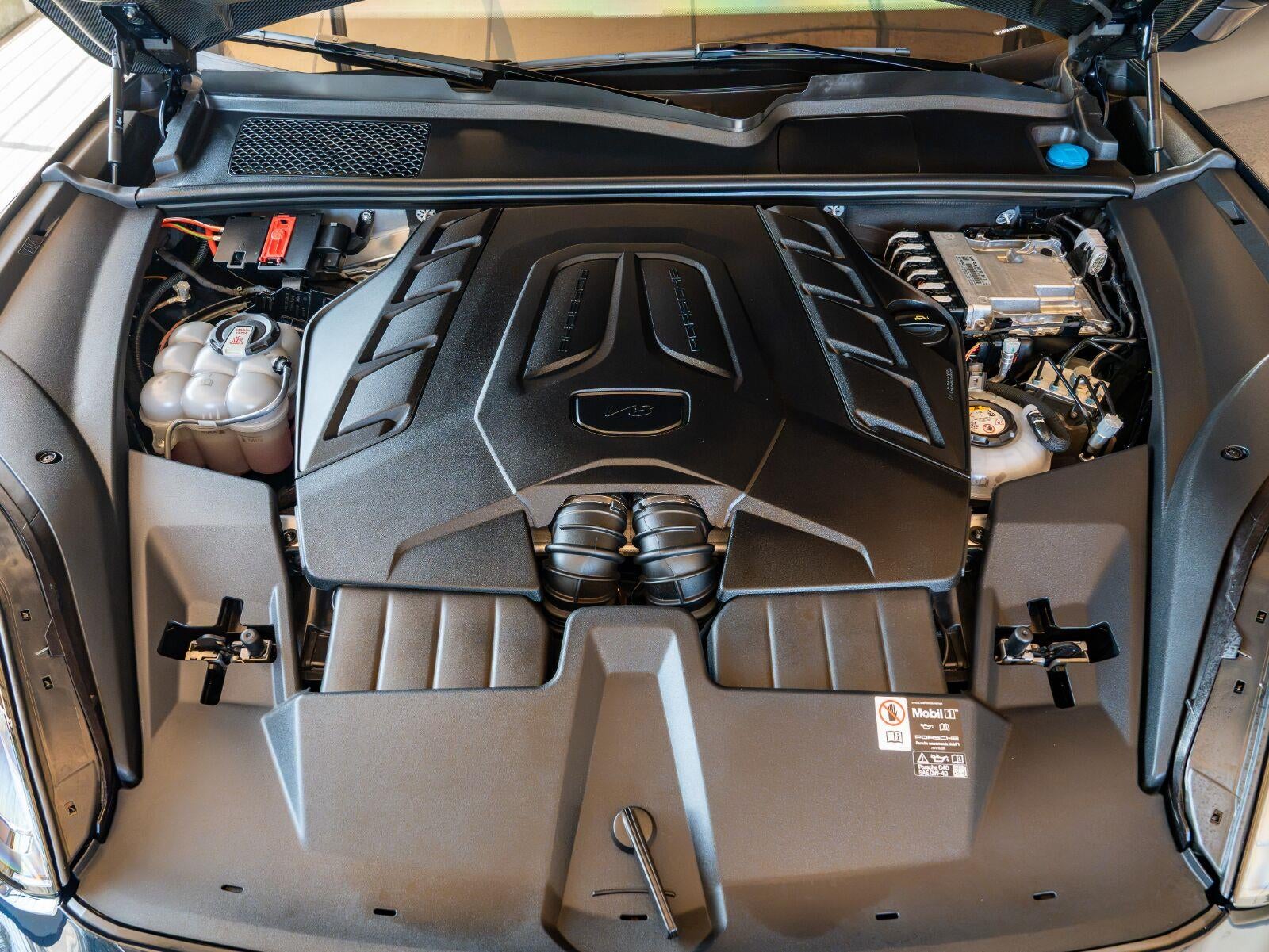2024 Porsche Cayenne Techart Magnum Turbo E-Hybrid