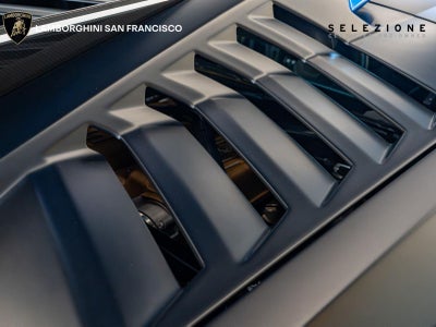 2024 Lamborghini Huracan STO