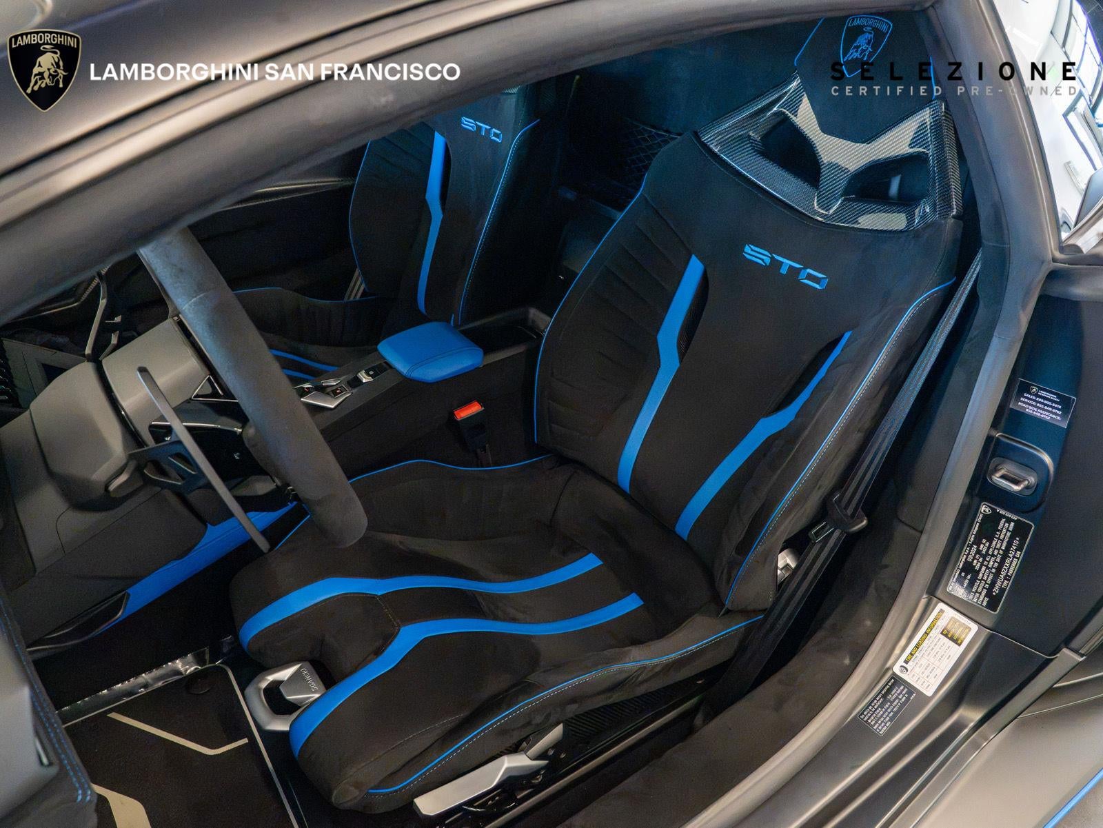 2024 Lamborghini Huracan STO