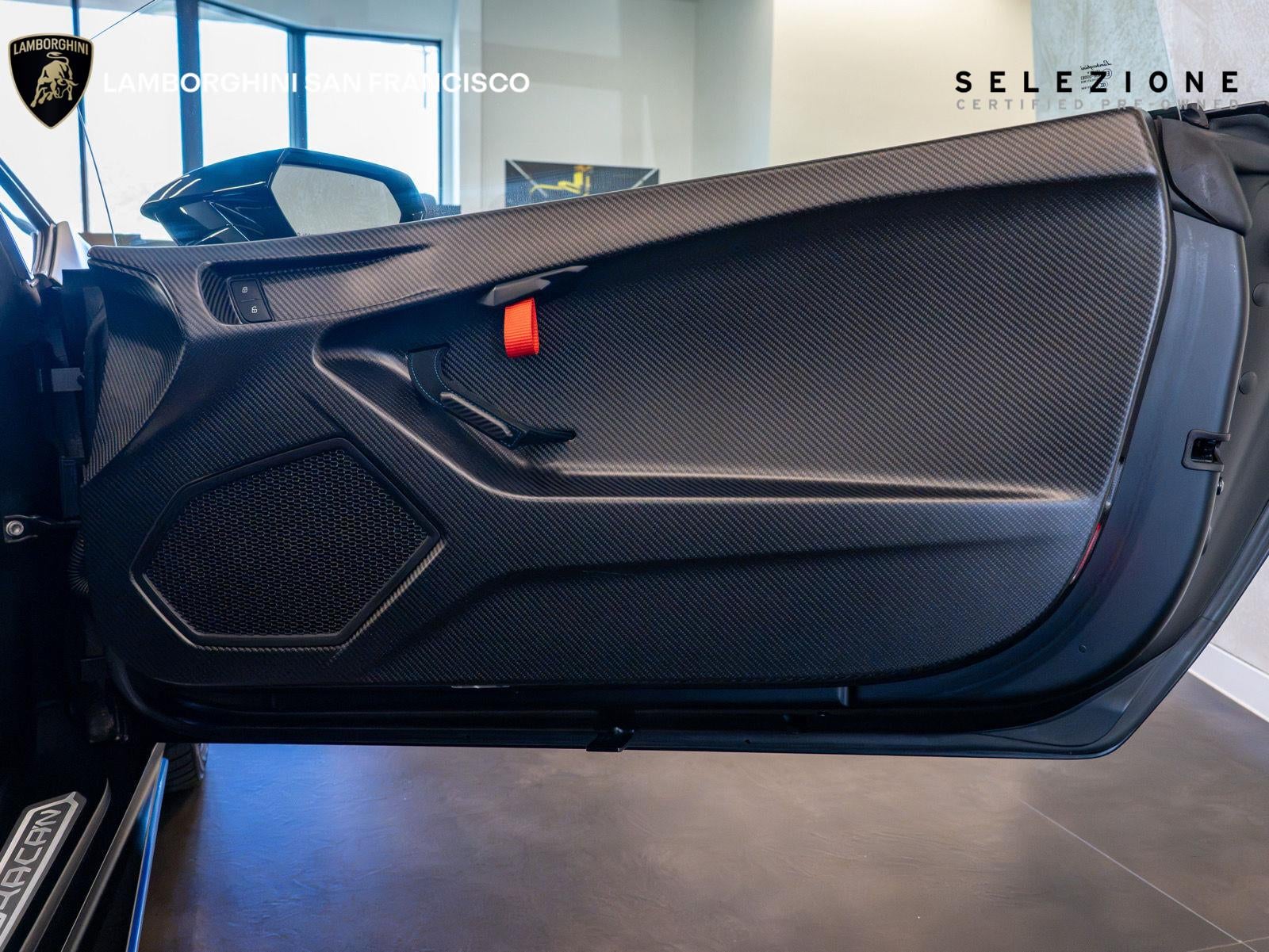 2024 Lamborghini Huracan STO