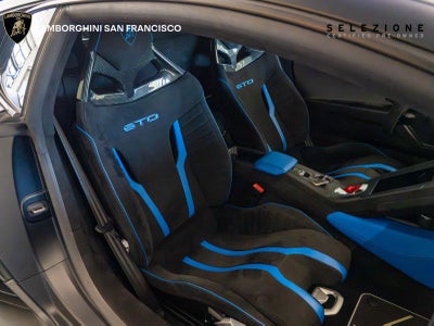 2024 Lamborghini Huracan STO