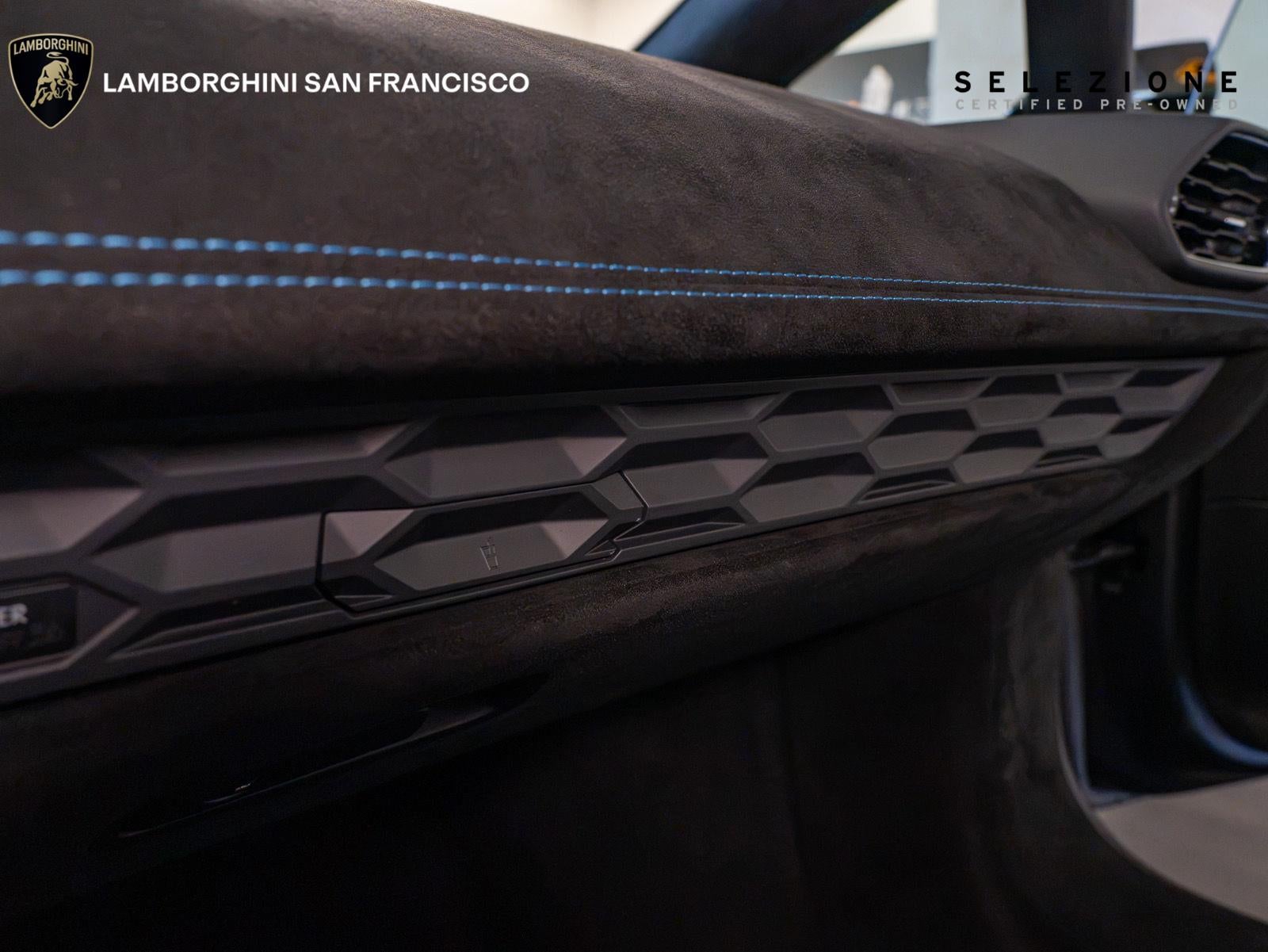 2024 Lamborghini Huracan STO