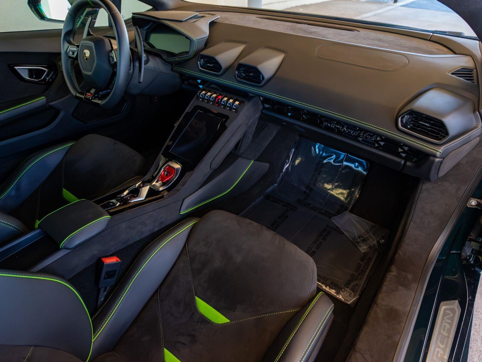 2023 Lamborghini Huracan Tecnica Coupe