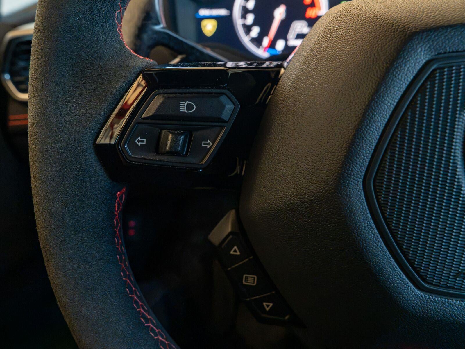 2018 Lamborghini Huracan Performante