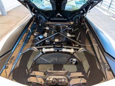 2016 Lamborghini Aventador Roadster LP 700-4 Pirelli Edition