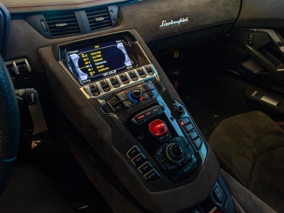 2016 Lamborghini Aventador Roadster LP 700-4 Pirelli Edition