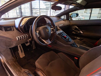2016 Lamborghini Aventador Roadster LP 700-4 Pirelli Edition