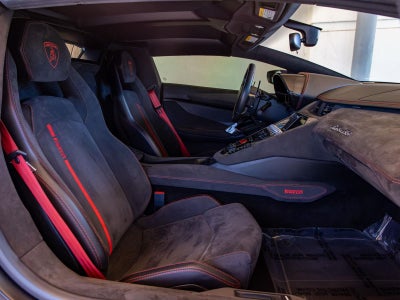 2016 Lamborghini Aventador Roadster LP 700-4 Pirelli Edition