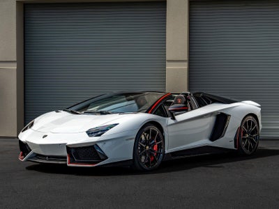 2016 Lamborghini Aventador Roadster LP 700-4 Pirelli Edition