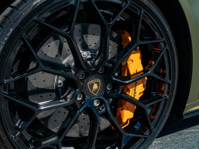 2023 Lamborghini Huracan Evo Spyder RWD