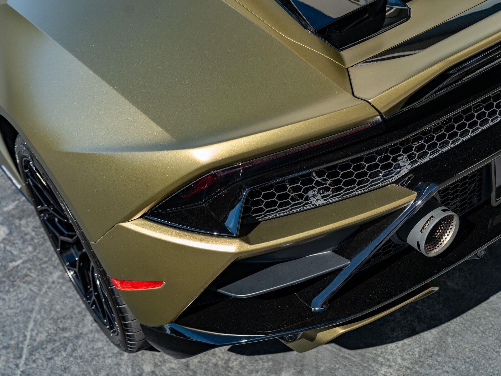 2023 Lamborghini Huracan Evo Spyder RWD