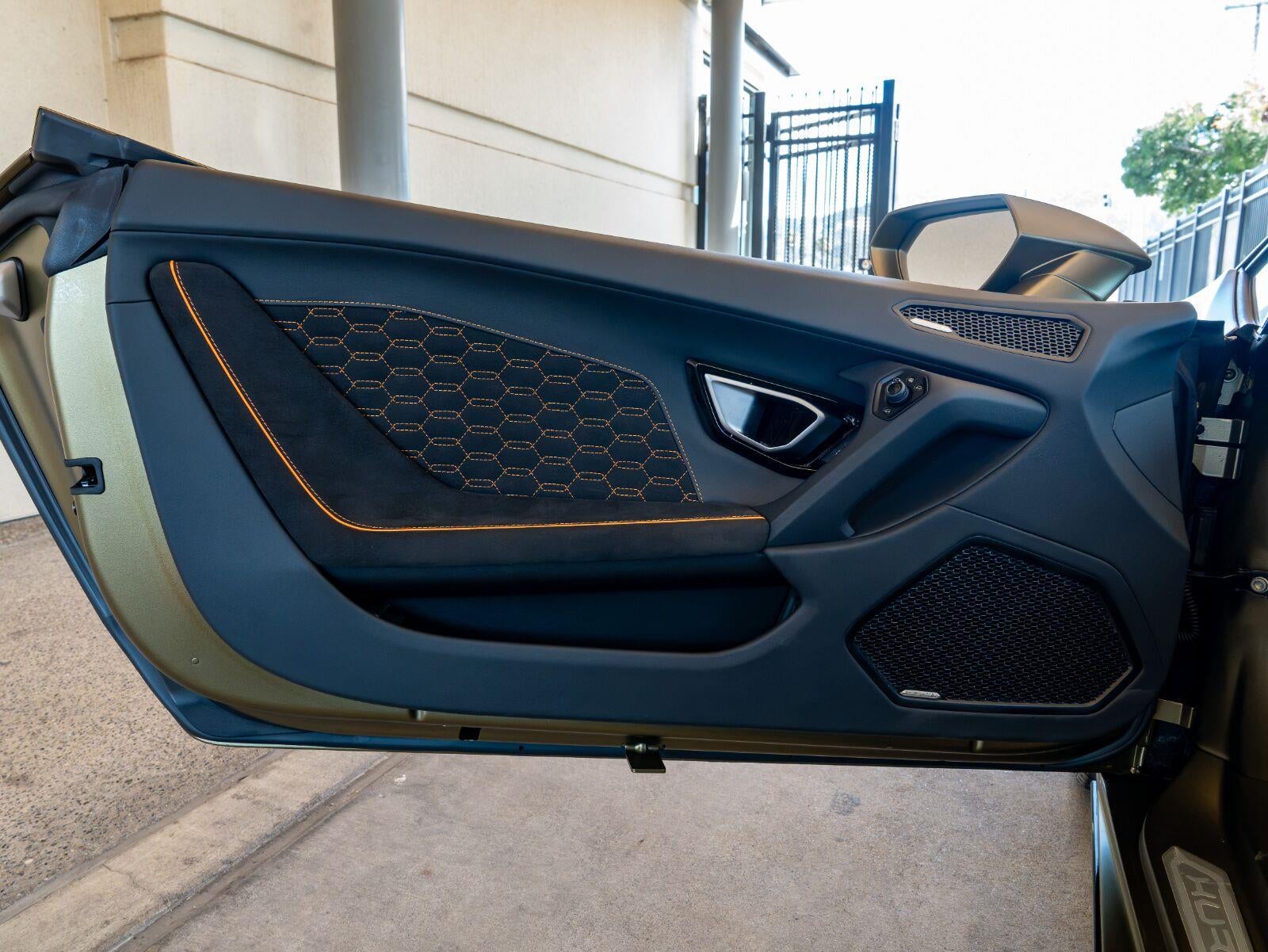 2023 Lamborghini Huracan Evo Spyder RWD