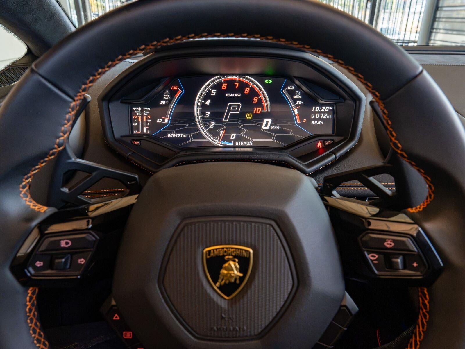 2023 Lamborghini Huracan Evo Spyder RWD
