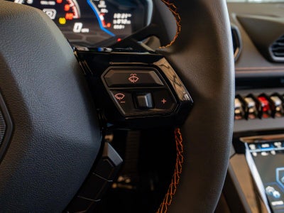 2023 Lamborghini Huracan Evo Spyder RWD