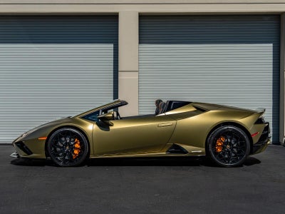 2023 Lamborghini Huracan Evo Spyder RWD