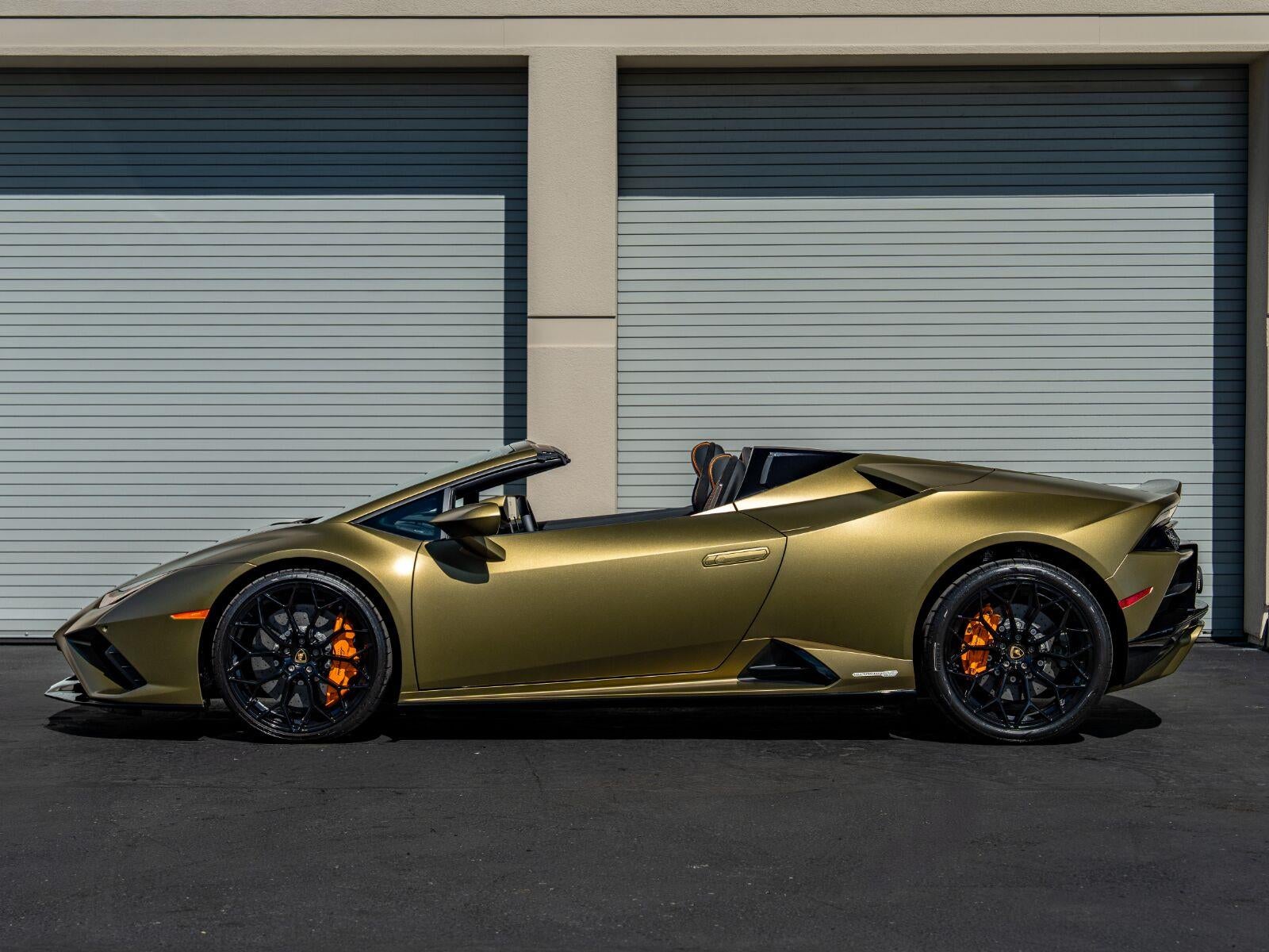 2023 Lamborghini Huracan Evo Spyder RWD